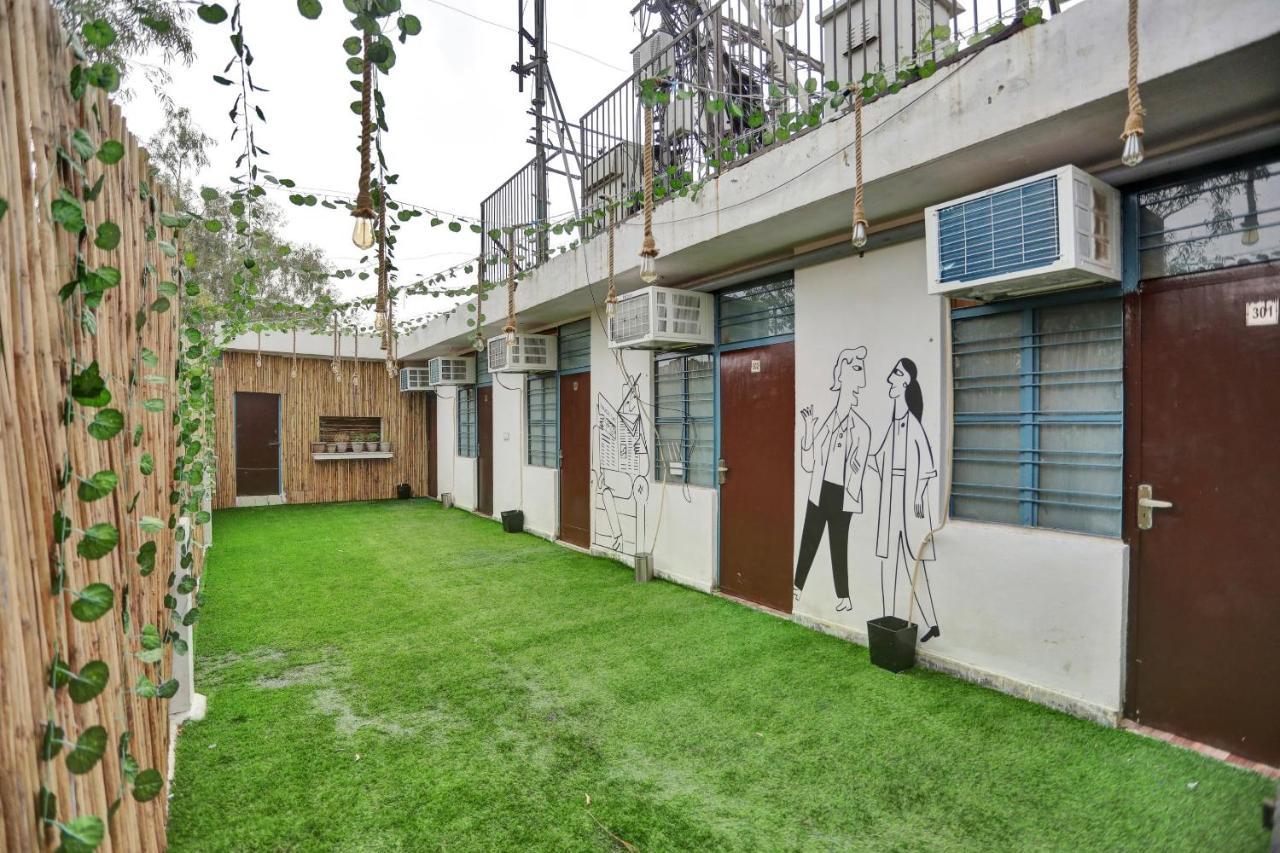 Collection O Jps Near Pvr Vikaspuri Delhi Hotel Екстериор снимка