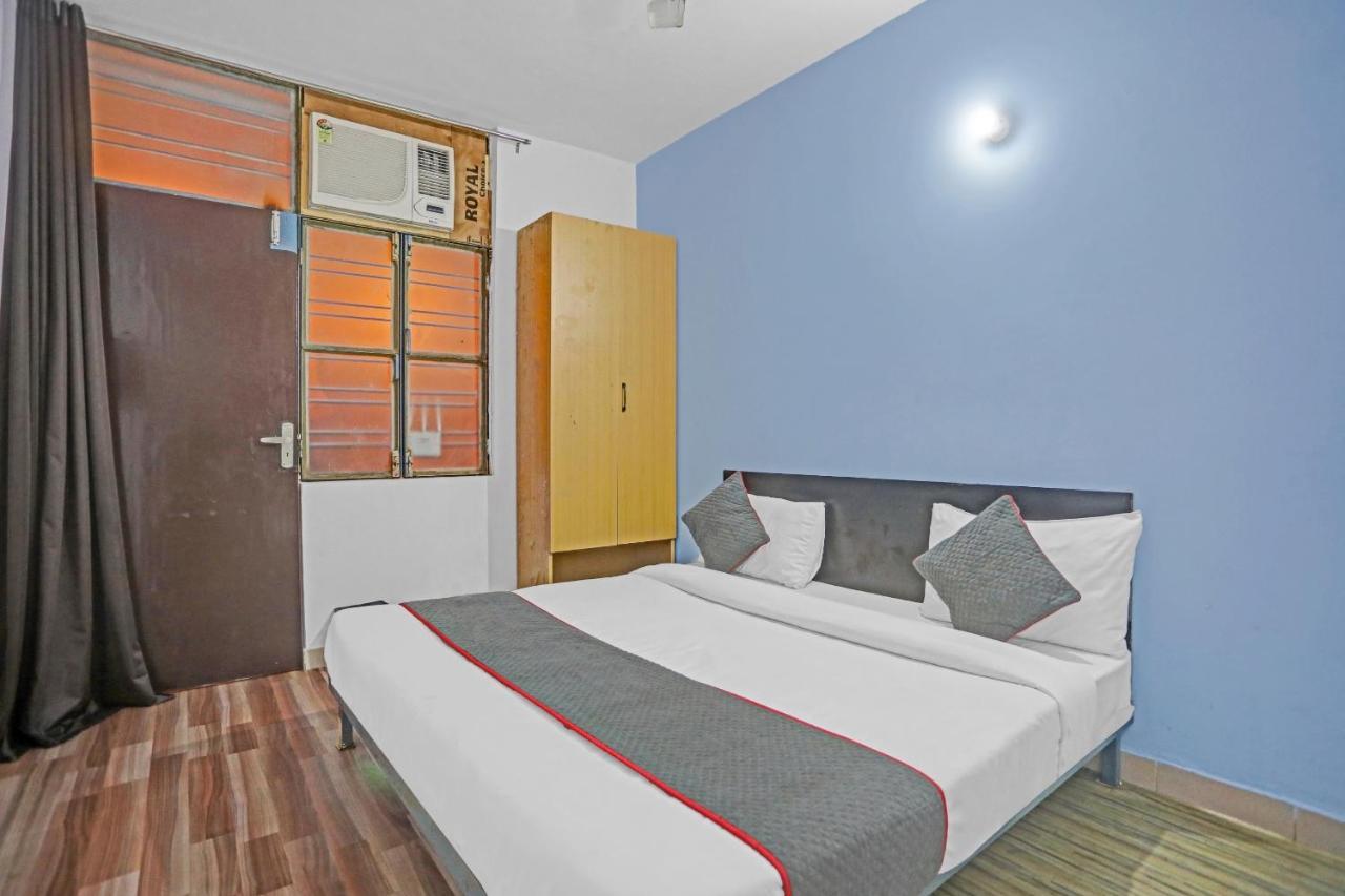 Collection O Jps Near Pvr Vikaspuri Delhi Hotel Екстериор снимка