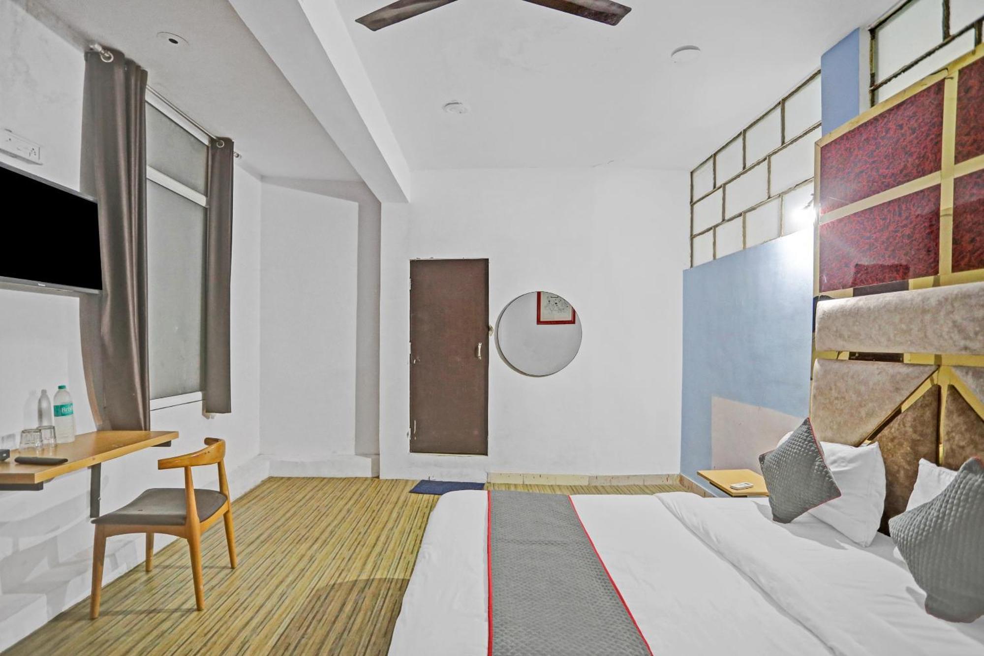 Collection O Jps Near Pvr Vikaspuri Delhi Hotel Екстериор снимка