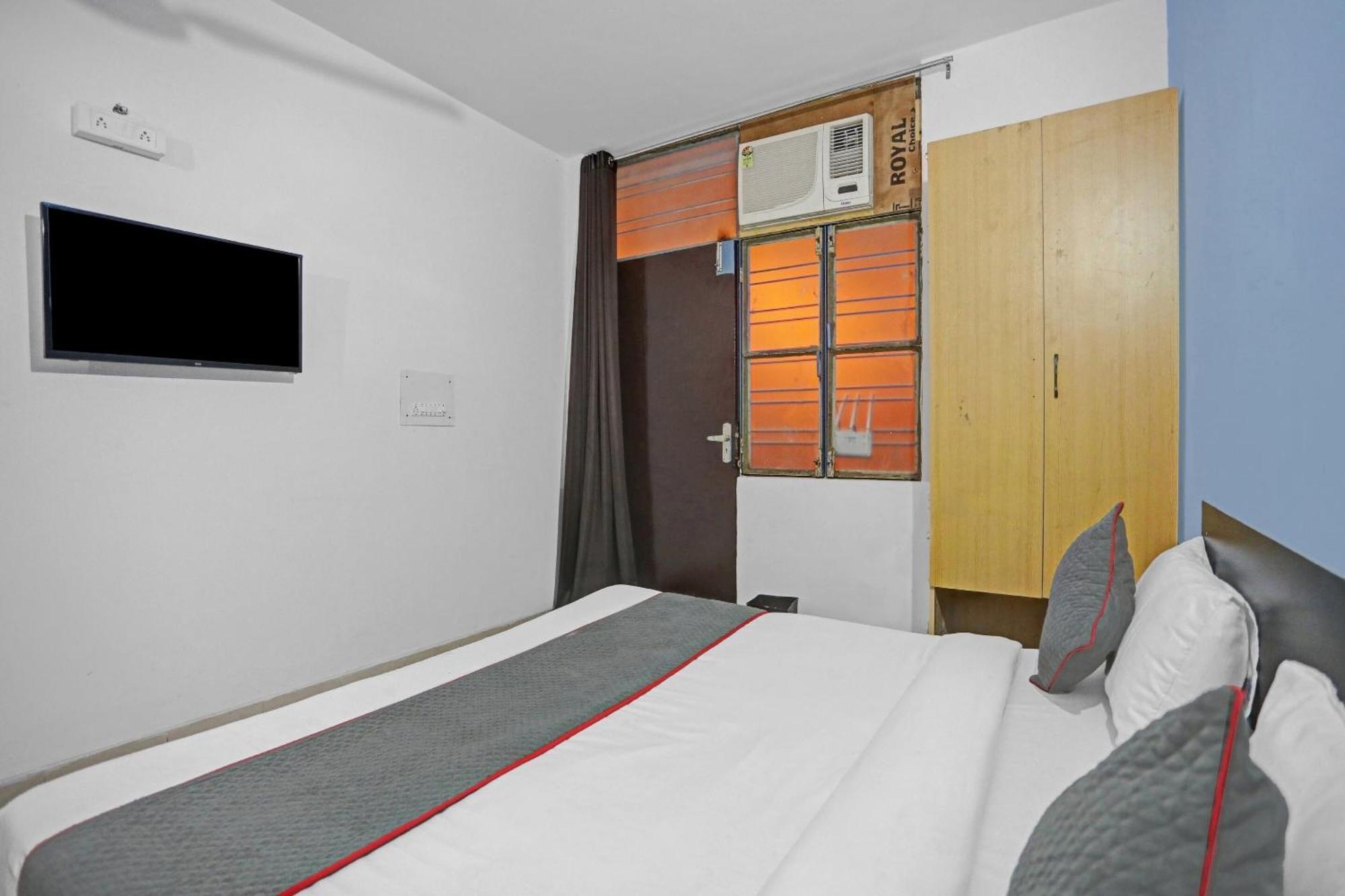 Collection O Jps Near Pvr Vikaspuri Delhi Hotel Екстериор снимка